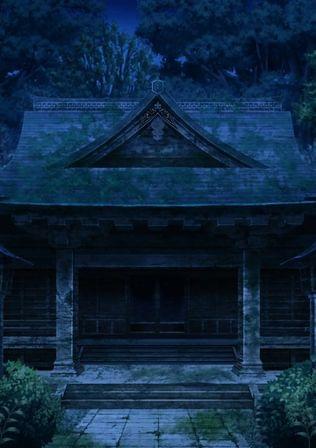 神社にて